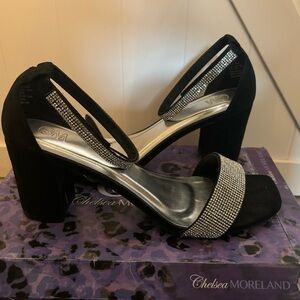 Chelsea Moreland Gem black heels